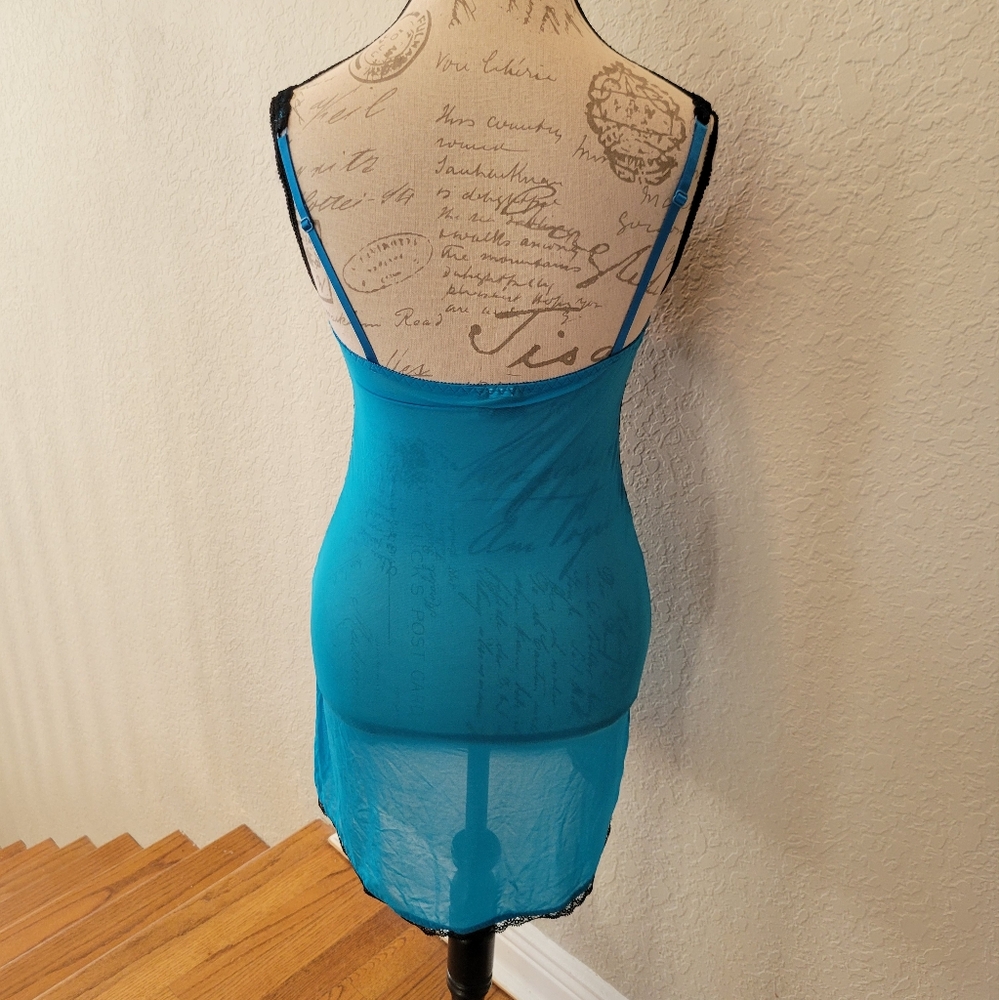 Azure Blue Mesh and Lace Chemise Lingerie - Picture 2 of 4